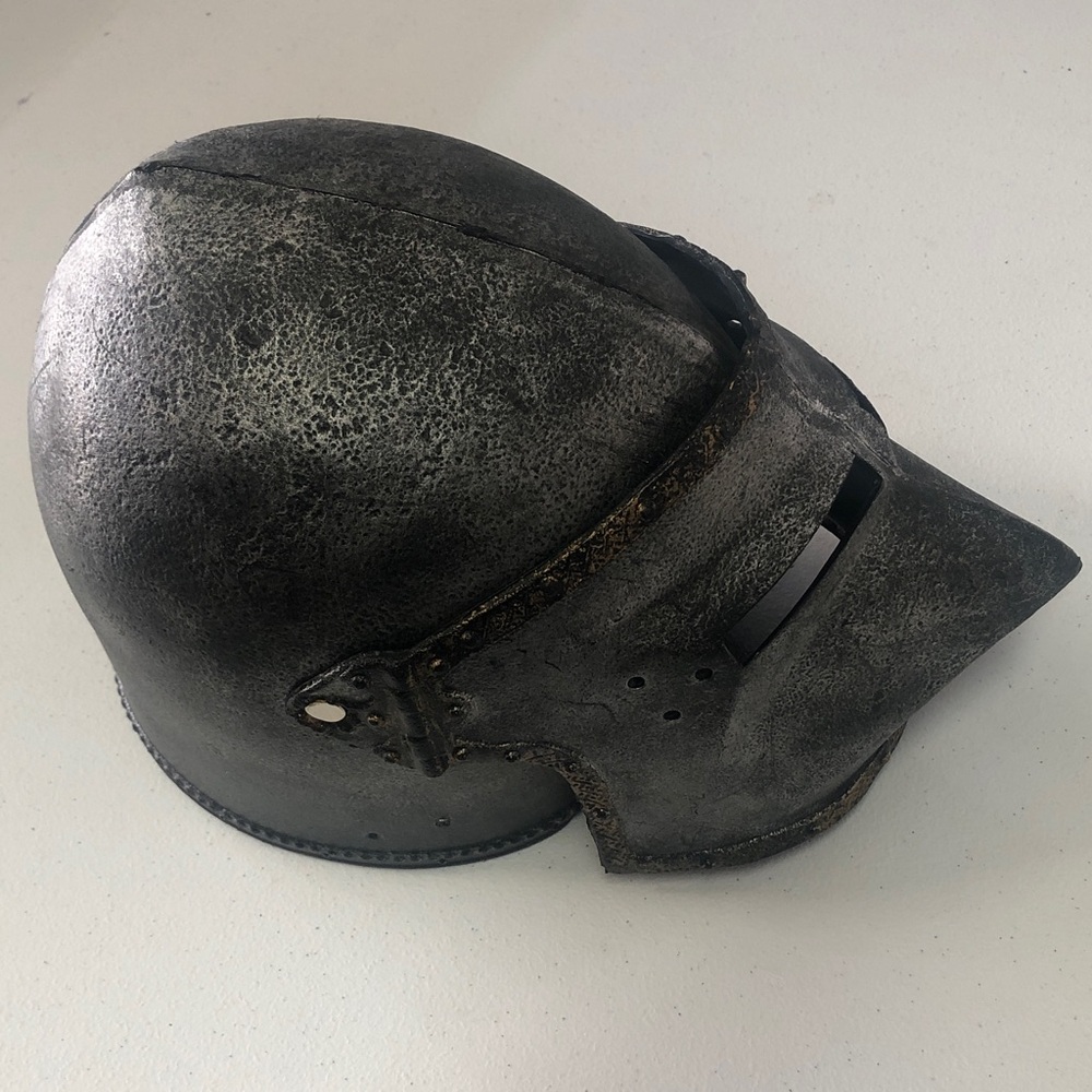 Medieval Style Knight Headdress - Picture 2 of 15